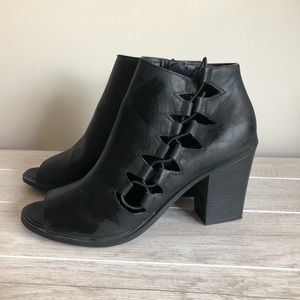 SO black leather booties